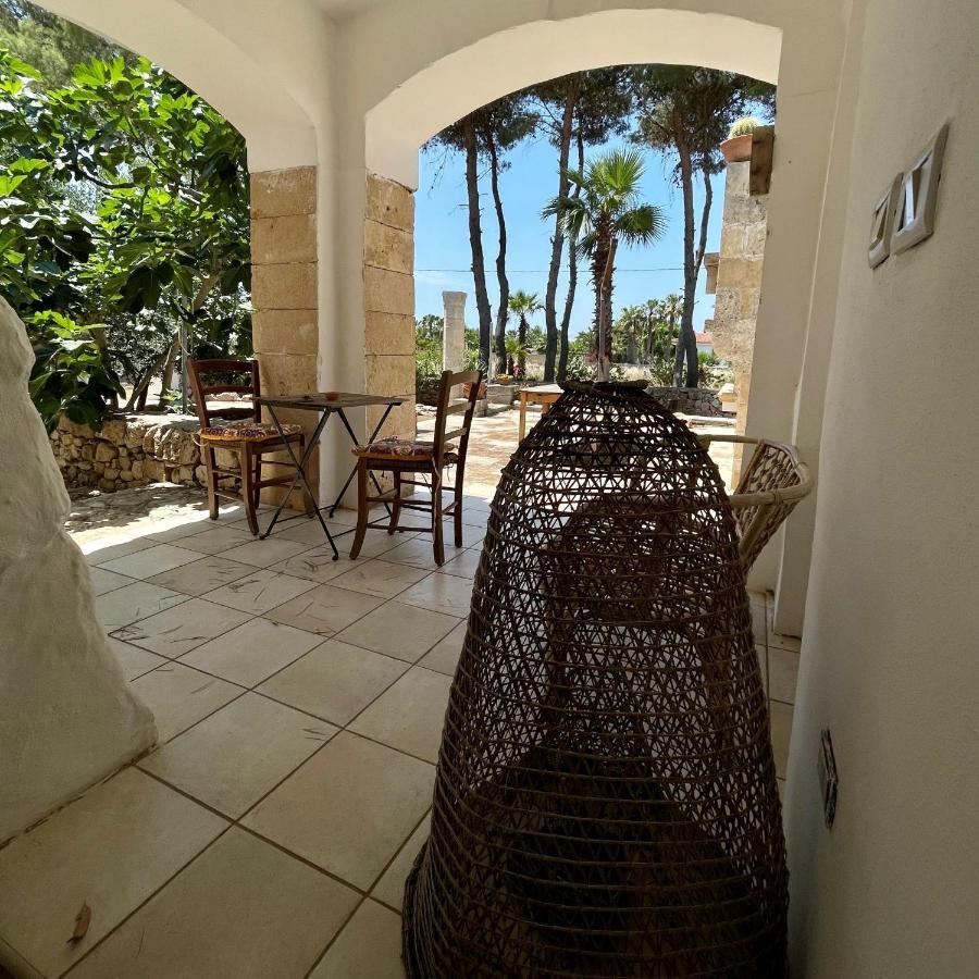 Casa Vacanze Capurre "Trulli E Pajare A Due Passi Dal Pizzo" ガリポリ エクステリア 写真